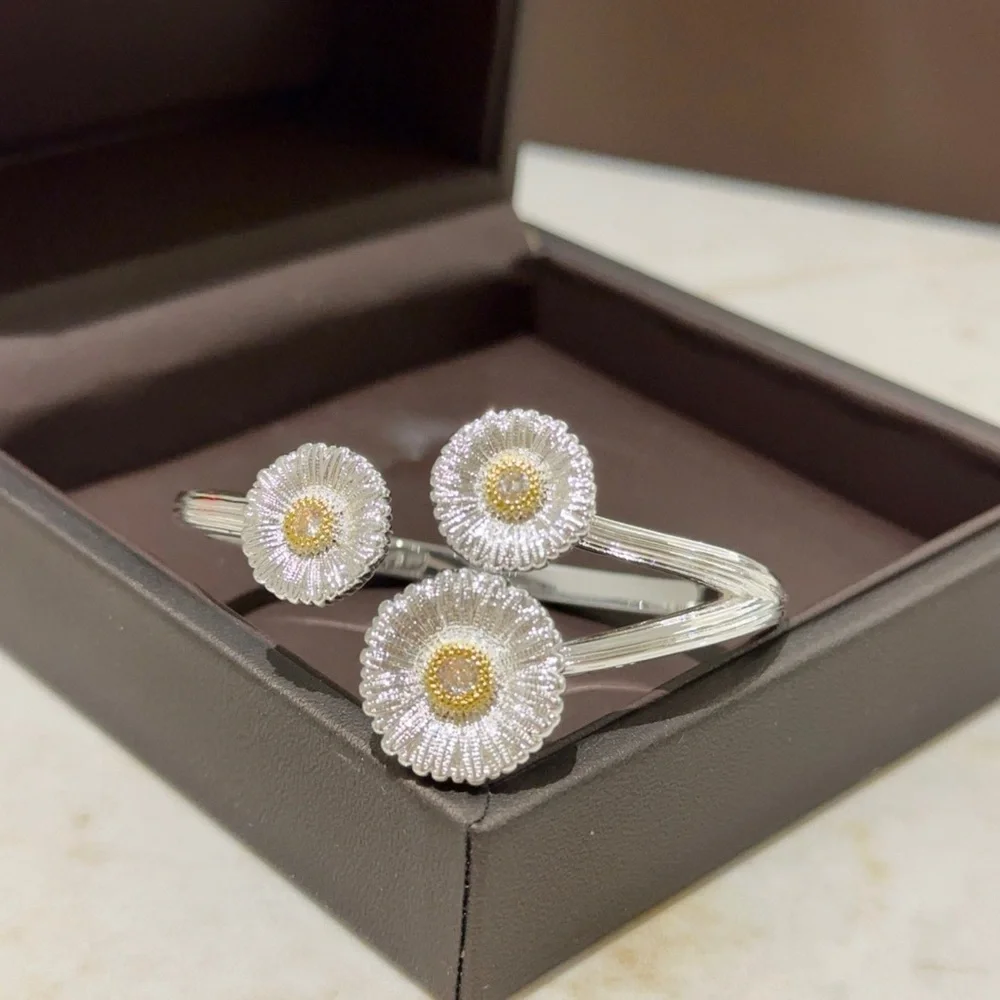 Buccellati Daisy bracelet - Picture 7 of 7